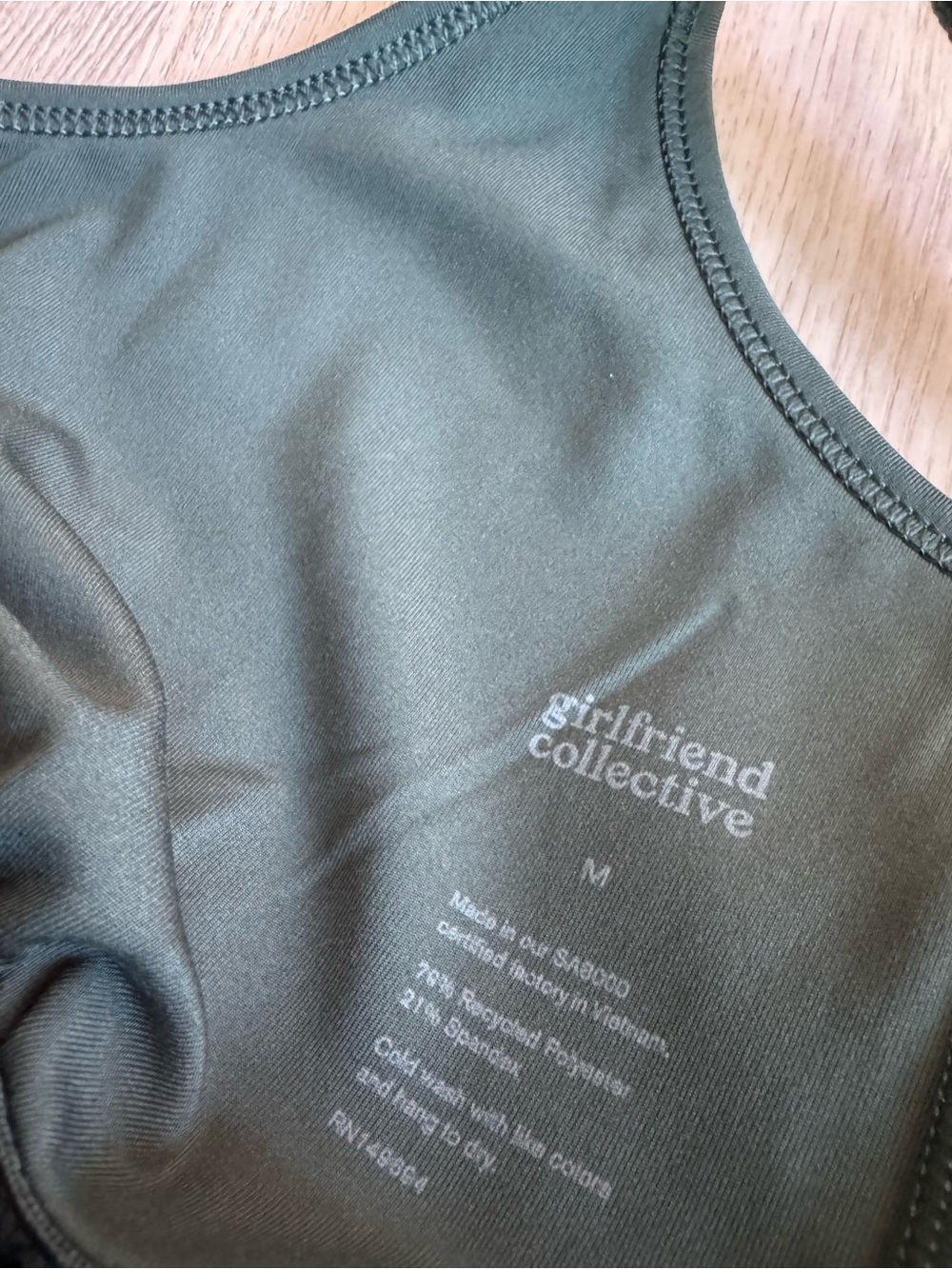 Girlfriend Collective Olive Army Green Gemma Scoop Cropped Tank Top Sports Bra M - Picture 4 of 8
